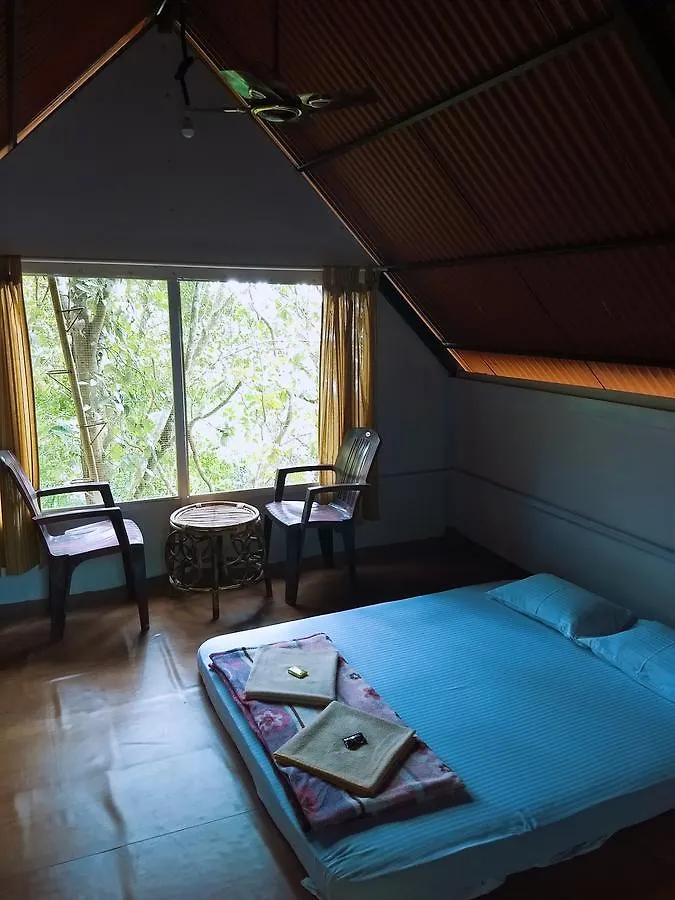 Regina Silva Camping & Nature Resort Paithalmala 0*,